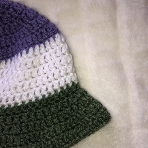 Handmade crochet genderqueer flag bucket hat - Picture 3 of 4